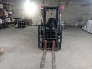 2010 Toyota 02-8FDF15, красный, 470000 рублей, вид 3