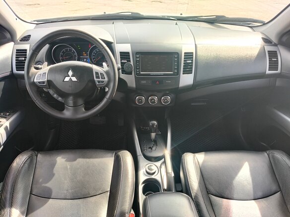 2012 Mitsubishi Outlander II Рестайлинг, серебристый, 1580000 рублей - вид 17