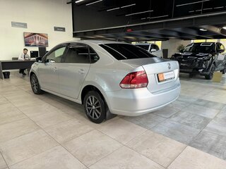 2011 Volkswagen Polo V, серебристый, 830000 рублей, вид 4