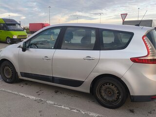 2009 Renault Scenic Grand III, серебристый, 550000 рублей, вид 4
