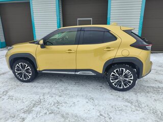 2021 Toyota Yaris Cross I, золотистый, 1950000 рублей, вид 4
