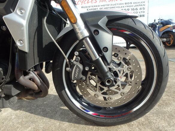 2021 Triumph Street Triple, белый, 820000 рублей - вид 15
