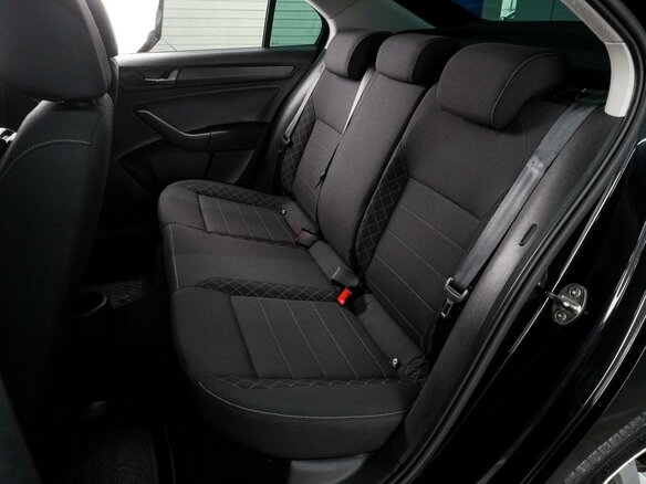 2021 Skoda Rapid II, чёрный, 1696000 рублей - вид 8