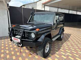 1986 Mercedes-Benz G-Класс 300 I (W460; W461), чёрный, 2300000 рублей, вид 1