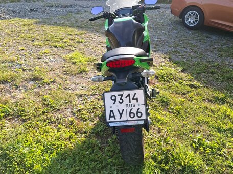 2011 Kawasaki ER-4F (Ninja 400R), зелёный, 350000 рублей, вид 4