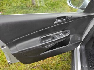 2009 Volkswagen Passat EcoFuel B6, серебристый, 500000 рублей, вид 5