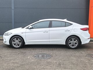 2017 Hyundai Elantra VI (AD), белый, 1529000 рублей, вид 2