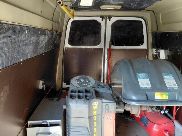 2006 Ford Transit, белый, 1170000 рублей - вид 6