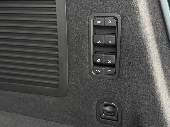 2026 Denza N9 46.9 kWh, чёрный - вид 33