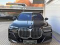 2025 BMW 7 серии 740i xDrive VII (G70), чёрный, 16500000 рублей - вид 1