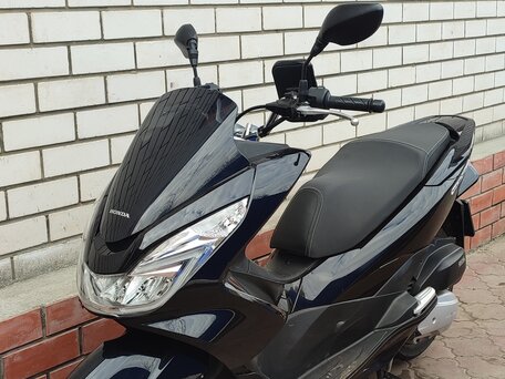 2015 Honda PCX 150, чёрный, 277000 рублей, вид 4