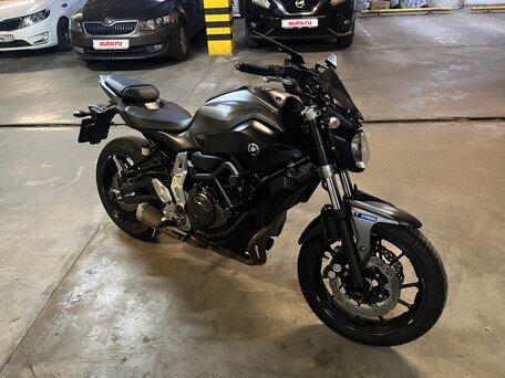 2016 Yamaha MT-07 (FZ-07), серый, 630000 рублей, вид 1