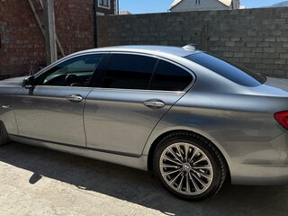 2010 BMW 5 серии 528i VI (F10/F11/F07), серый, 1390000 рублей, вид 5