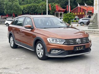 2018 Volkswagen C-Trek, оранжевый, 1050000 рублей, вид 3