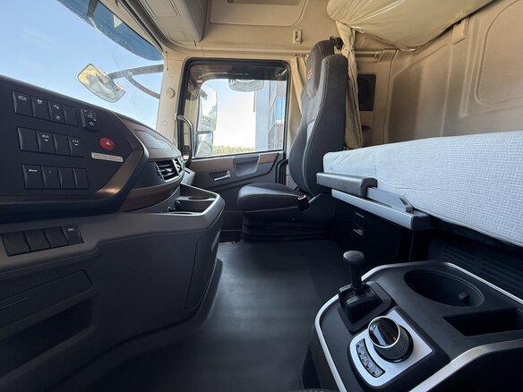 2024 Dongfeng GX, белый - вид 17