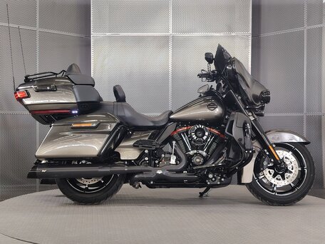 2018 Harley-Davidson Ultra Limited, серый, 2299000 рублей, вид 1