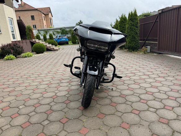 2019 Harley-Davidson Road Glide, чёрный, 1290553 рублей - вид 3