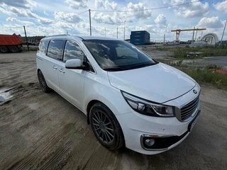 2018 Kia Carnival III, белый, 2900000 рублей, вид 1