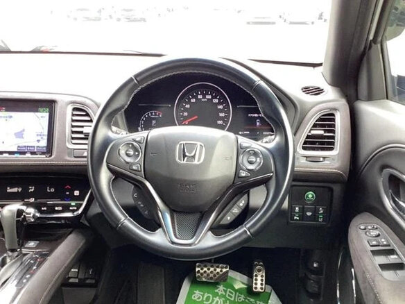2021 Honda Vezel I Рестайлинг, белый, 1690000 рублей - вид 8