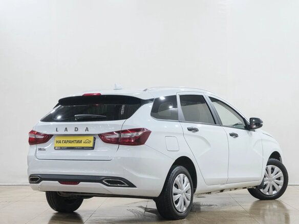 2023 Lada (ВАЗ) Vesta SW I Рестайлинг (NG), белый, 1109000 рублей - вид 5