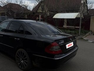 2006 Mercedes-Benz E-Класс 350 III (W211, S211) Рестайлинг, чёрный, 860000 рублей, вид 4