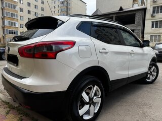 2015 Nissan Qashqai II, белый, 1550000 рублей, вид 2