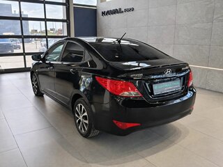 2016 Hyundai Solaris I Рестайлинг, чёрный, 1050000 рублей, вид 4