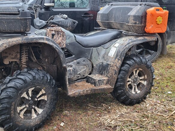 2011 Stels ATV-700, чёрный, 400000 рублей - вид 4