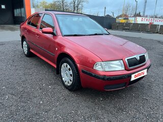 2001 Skoda Octavia I (A4) Рестайлинг, красный, 365000 рублей, вид 3