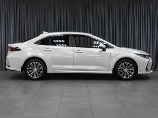 2020 Toyota Corolla XII (E210), белый, 2329000 рублей, вид 5