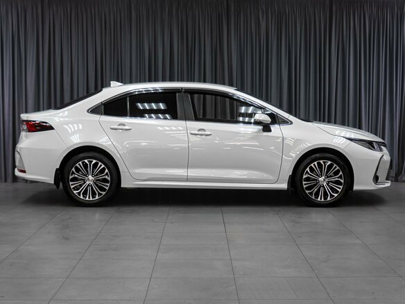 2020 Toyota Corolla XII (E210), белый, 2329000 рублей - вид 4