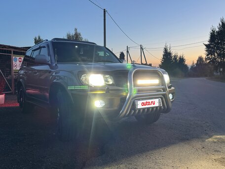 2001 Toyota Land Cruiser 100 Series, серебристый, 2550000 рублей, вид 3