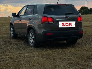 2010 Kia Sorento II, серый, 975000 рублей, вид 4