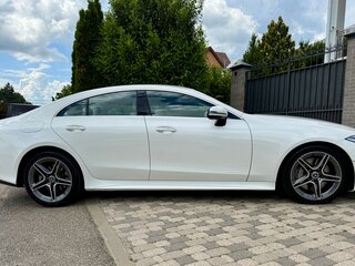2018 Mercedes-Benz CLS 350 d III (C257), белый, 5750000 рублей, вид 3