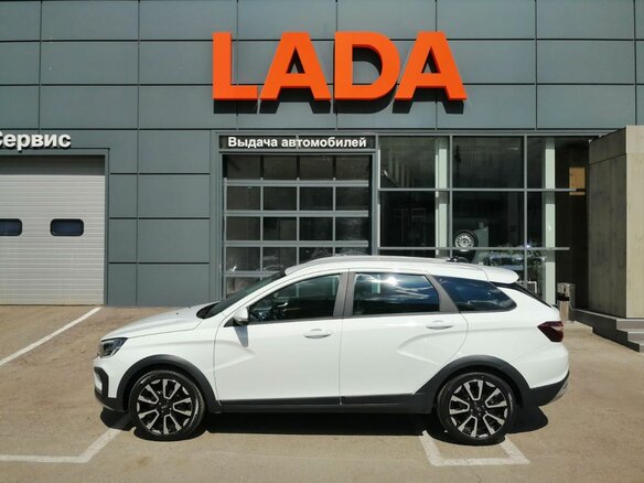 2026 Lada (ВАЗ) Vesta SW Cross I Рестайлинг (NG), белый - вид 4
