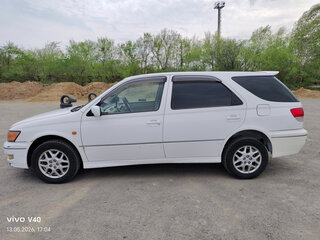 1999 Toyota Vista Ardeo V (V50) Рестайлинг, белый, 375000 рублей, вид 3