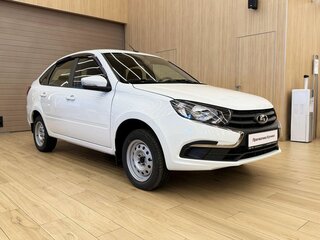 2026 Lada (ВАЗ) Granta I Рестайлинг, белый, 1098000 рублей, вид 3
