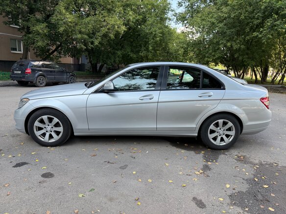 2007 Mercedes-Benz C-Класс 180 Kompressor III (W204), серебристый, 960000 рублей - вид 4