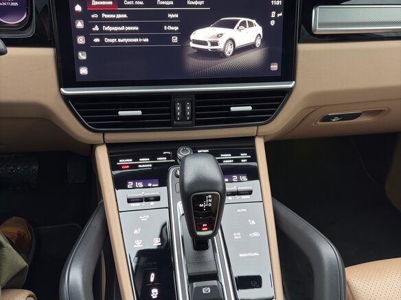 2022 Porsche Cayenne E-Hybrid Coupé III, чёрный, 10200000 рублей - вид 17