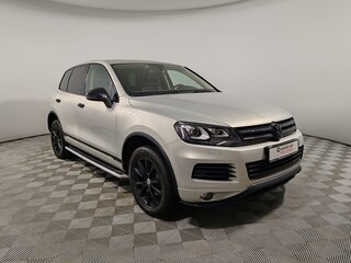 2012 Volkswagen Touareg II, серебристый, 1939000 рублей, вид 3