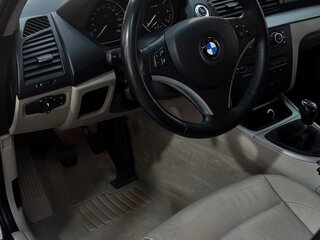2011 BMW 1 серии 116i I (E81/E82/E87/E88) Рестайлинг, серый, 850000 рублей, вид 4