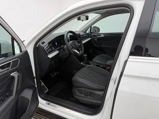 2022 Volkswagen Tiguan II Рестайлинг, белый, 2400000 рублей, вид 5