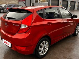 2012 Hyundai Solaris I, красный, 690000 рублей, вид 3