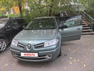 2008 Renault Megane II Рестайлинг, зелёный, 450000 рублей, вид 1