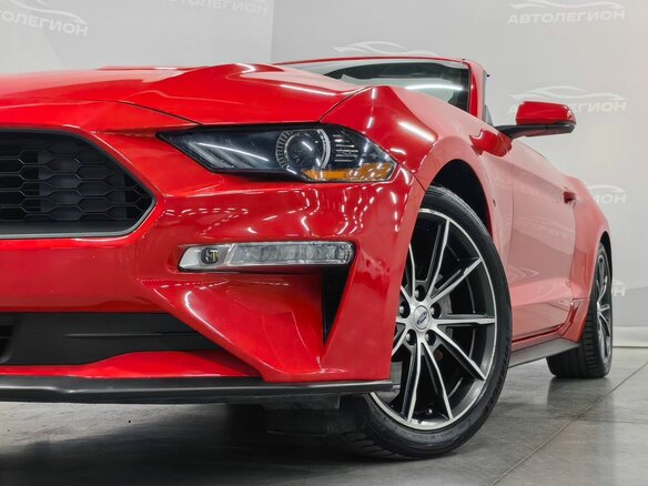 2018 Ford Mustang VI Рестайлинг, красный, 3070000 рублей - вид 27