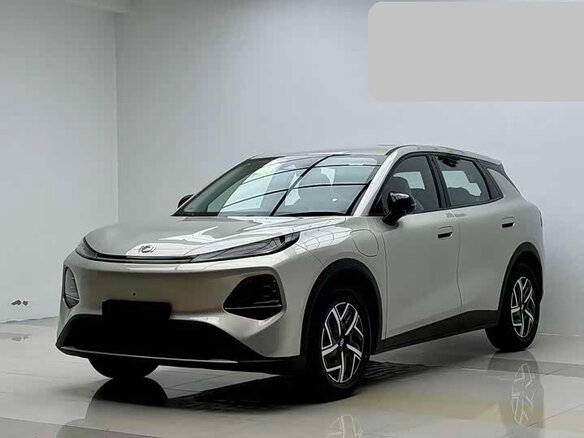 2026 Changan Qiyuan Q05 40.3 kWh II, серый, 2350003 рублей - вид 2