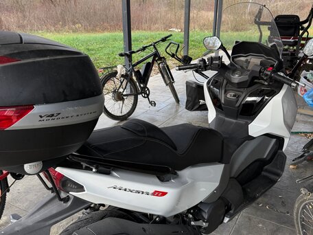 2022 Sym Maxsym TL 500, белый, 790000 рублей, вид 5