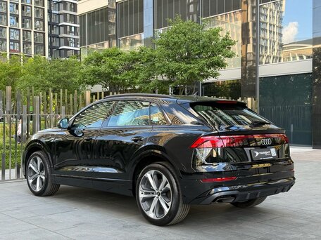 2026 Audi Q8 50 TDI I (4M) Рестайлинг, чёрный, 13780000 рублей, вид 5