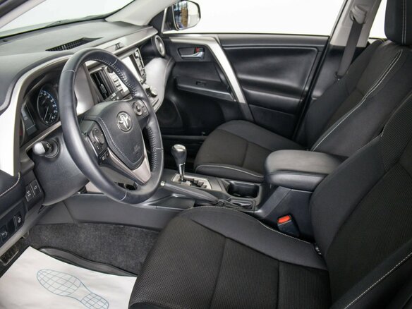 2017 Toyota RAV4 IV (XA40) Рестайлинг, серый, 2849000 рублей - вид 6