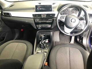2017 BMW X1 18d xDrive II (F48), синий, 1730000 рублей, вид 4